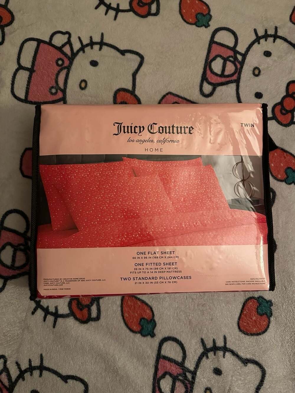 Juicy Couture Twin Sheet Set Twin Red Heart Repeating Pattern